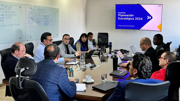 Comit&eacute; de planeaci&oacute;n estrat&eacute;gica 2024 en 4-72