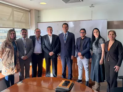 El correo de los Colombianos y MINTIC: &iexcl;Juntos, impulsando el futuro de 4-72!