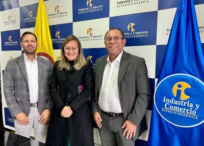 Estrategias de Alianza Comercial entre la SIC y Correos de Colombia para Potenciar Servicios y Relaciones.