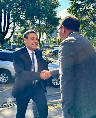 El Ministerio TIC prorrog&oacute; la concesi&oacute;n del Operador Postal Oficial Servicios Postales Nacionales S.A.S. (4-72) por cinco a&ntilde;os