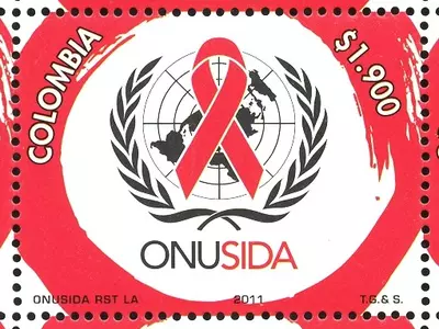 17 de 2011. ONU SIDA. (01/12/2011)