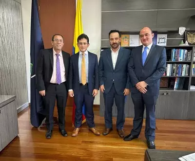 El presidente de 4-72 Juan Garc&iacute;a se reuni&oacute; en las &uacute;ltimas horas con el Director de la Dian, Luis Carlos Reyes.