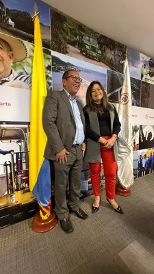 Encuentro institucional: 4-72 y MinTransporte alinean esfuerzos en conectividad, tecnolog&iacute;a y atenci&oacute;n ciudadana