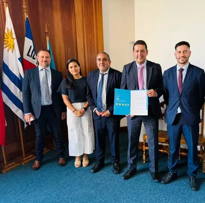 Formalizamos Acuerdo Bilateral con Uruguay que fortalecer&aacute; el comercio transfronterizo