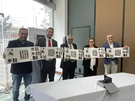 Arte, historia e Inteligencia Artificial en nuestra emisi&oacute;n filat&eacute;lica: etnIAs