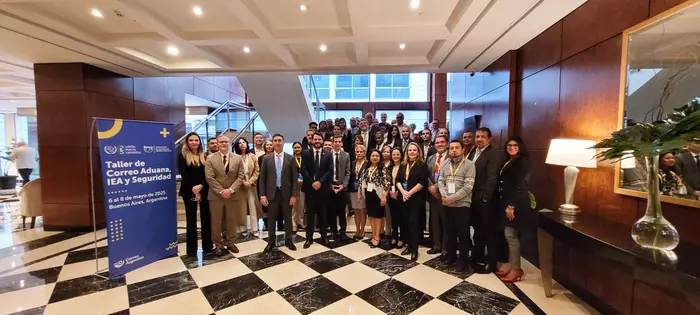 En Buenos Aires &ndash; Argentina, estuvimos presentes como Copresidentes del Grupo de Trabajo Correo Aduana