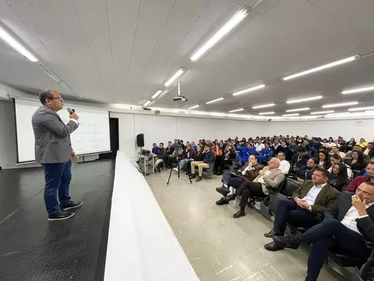 A carta abierta: logros, confianza y visi&oacute;n de futuro para 4-72