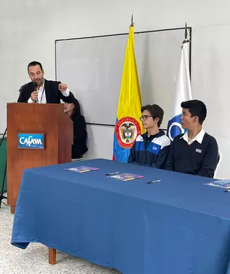 4-72 conmemora los 50 a&ntilde;os del Colegio Cafam con una emisi&oacute;n filat&eacute;lica especial